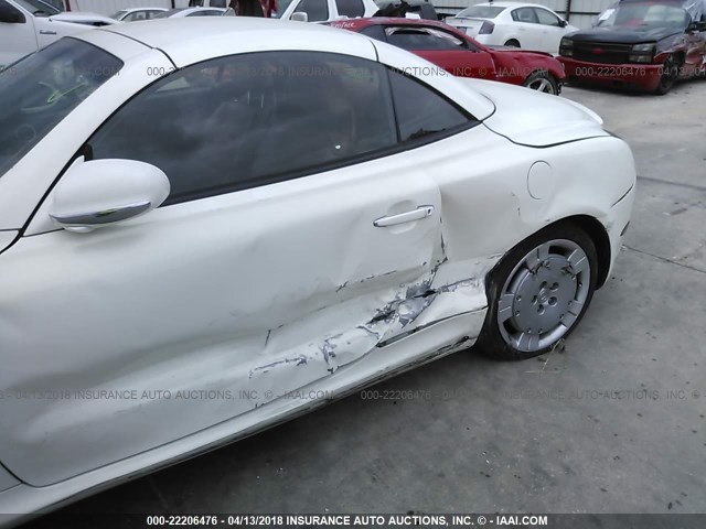 JTHFN48Y420024560 - 2002 LEXUS SC 430 WHITE photo 6