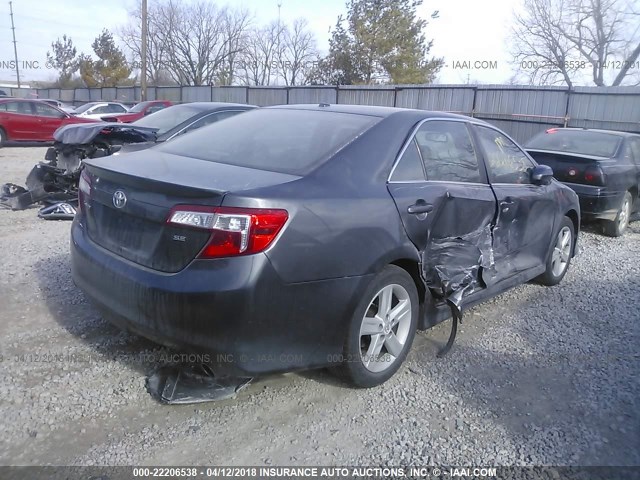 4T1BF1FK6CU082959 - 2012 TOYOTA CAMRY SE/LE/XLE GRAY photo 4