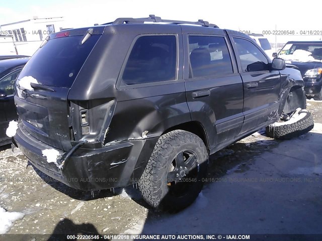 1J8GR48KX5C686158 - 2005 JEEP GRAND CHEROKEE LAREDO/COLUMBIA/FREEDOM GRAY photo 4