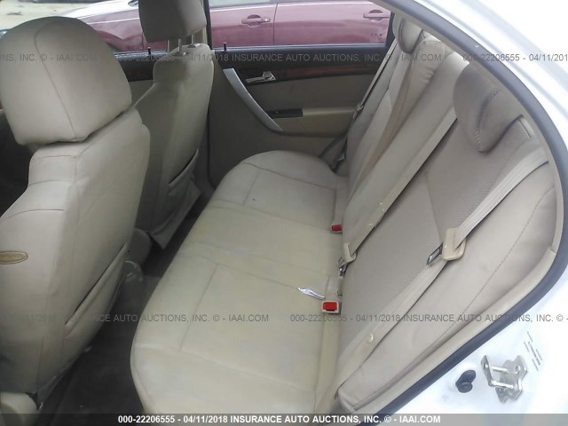KL1TD5DE2BB130946 - 2011 CHEVROLET AVEO LS/LT 白色 照片 8