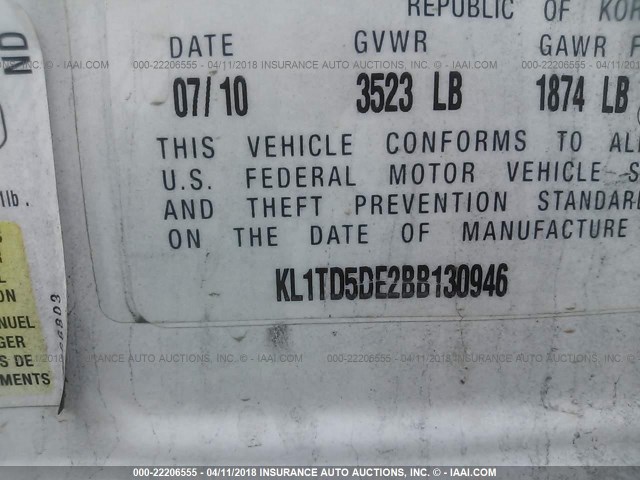 KL1TD5DE2BB130946 - 2011 CHEVROLET AVEO LS/LT 白色 照片 9