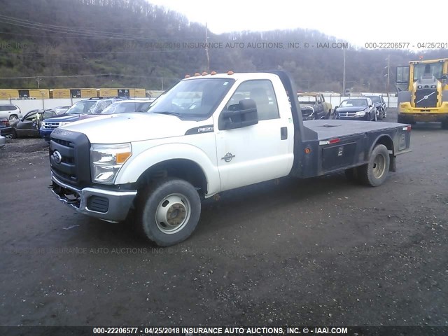 1FDRF3HT1BEA62059 - 2011 FORD F350 SUPER DUTY WHITE photo 2