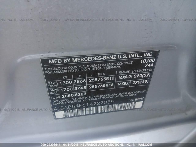 4JGAB54E61A227055 - 2001 MERCEDES-BENZ ML 320 GRAY photo 9