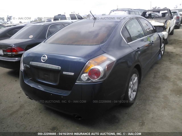 1N4CL21E37C162861 - 2007 NISSAN ALTIMA HYBRID BLUE photo 4