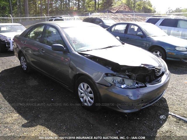 4T1BE32K46U729786 - 2006 TOYOTA CAMRY LE/XLE/SE ნაცრისფერი ფოტო 1