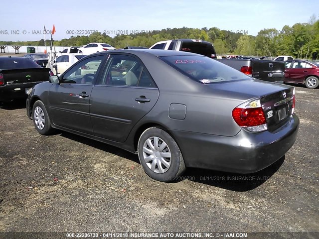 4T1BE32K46U729786 - 2006 TOYOTA CAMRY LE/XLE/SE GRAY photo 3