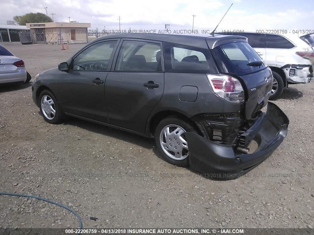 2T1KR32E58C695344 - 2008 TOYOTA COROLLA MATRIX XR GRAY photo 3