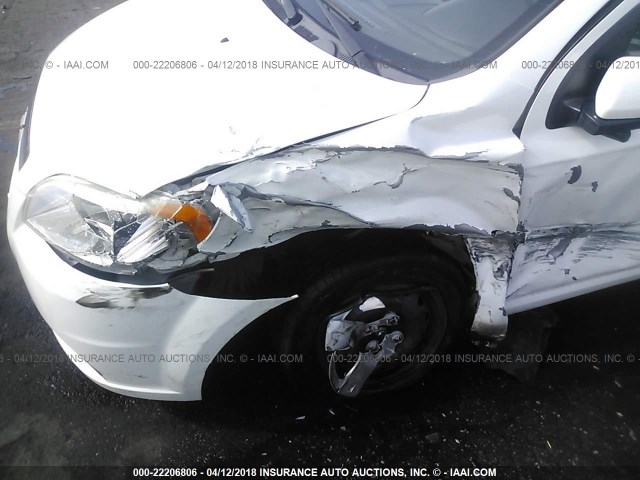 KL1TD5DE9BB136016 - 2011 CHEVROLET AVEO LS/LT 白色 照片 6