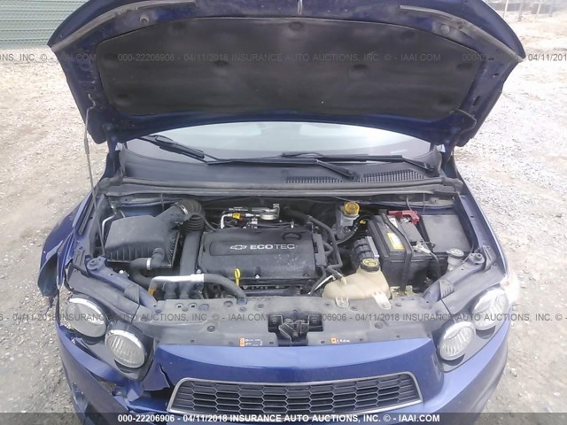 1G1JB6SG8D4137271 - 2013 CHEVROLET SONIC LS ლურჯი ფოტო 10