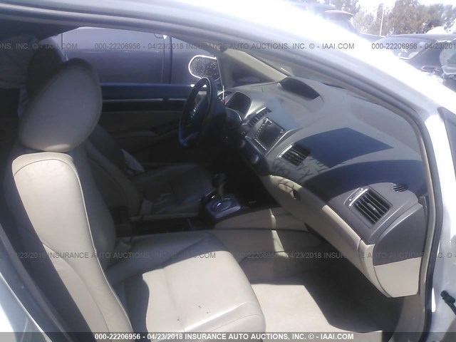 2HGFA1F92AH553301 - 2010 HONDA CIVIC EXL WHITE photo 5