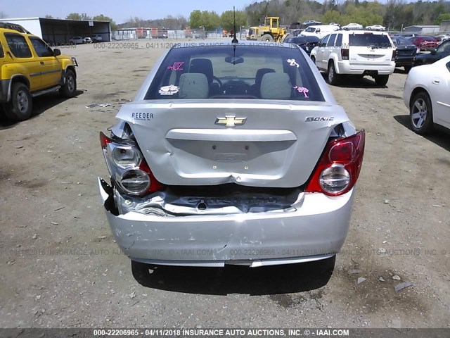 1G1JA5SH3D4122263 - 2013 CHEVROLET SONIC LS SILVER photo 6