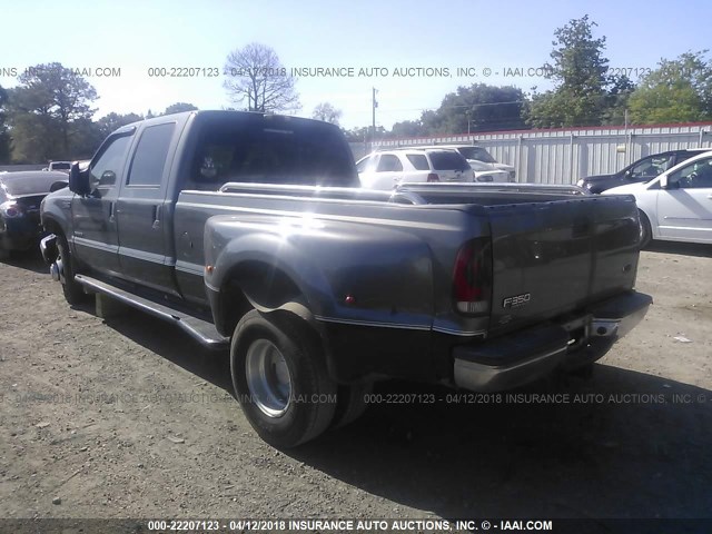 1FTWW32F02EB42642 - 2002 FORD F350 SUPER DUTY GRAY photo 3