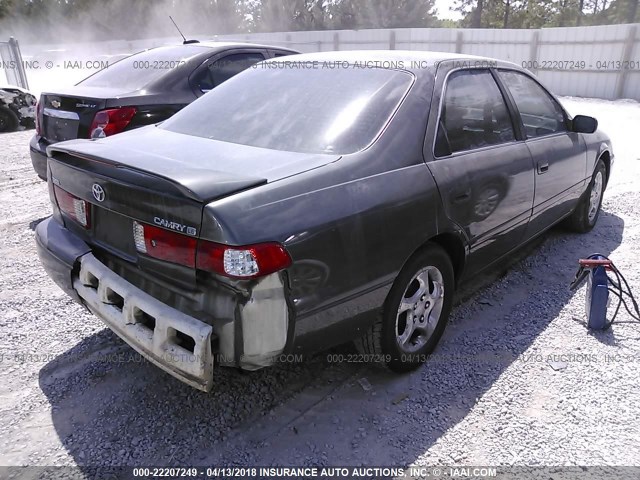 4T1BG22K4YU638153 - 2000 TOYOTA CAMRY CE/LE/XLE GRAY photo 4