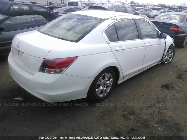 1HGCP26498A043242 - 2008 HONDA ACCORD LXP WHITE photo 4