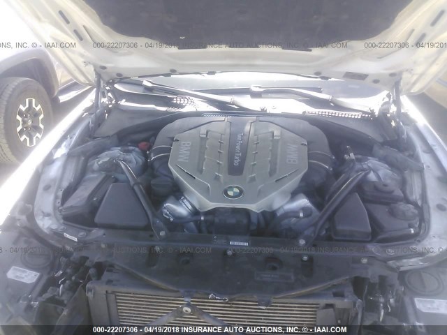 WBAFU9C57BC784878 - 2011 BMW 550 XI SILVER photo 10