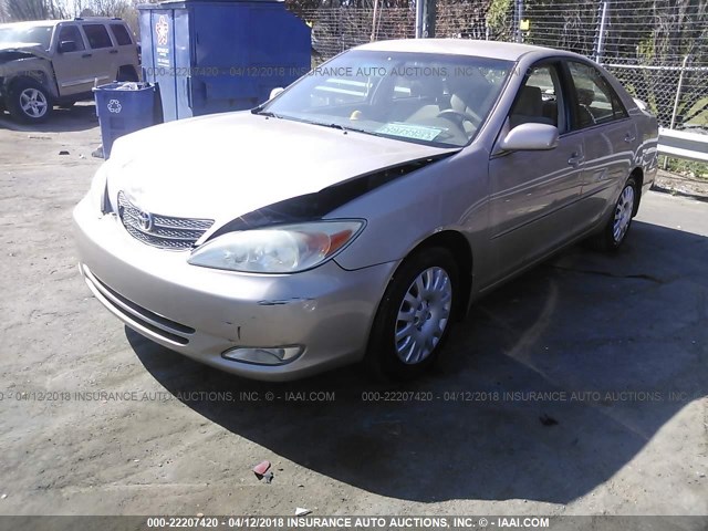 4T1BE32K64U839543 - 2004 TOYOTA CAMRY LE/XLE/SE ოქროსფერი ფოტო 2