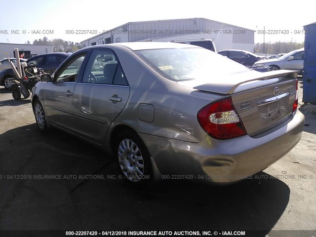 4T1BE32K64U839543 - 2004 TOYOTA CAMRY LE/XLE/SE ოქროსფერი ფოტო 3