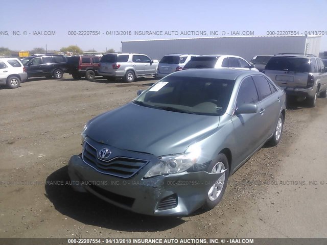 4T1BF3EK4BU731329 - 2011 TOYOTA CAMRY SE/LE/XLE TURQUOISE photo 2