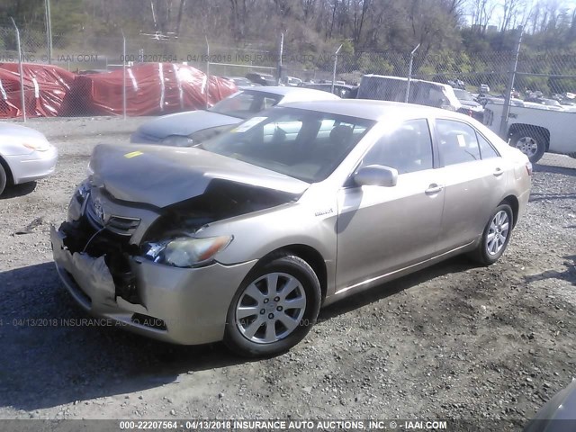 JTNBB46KX73006721 - 2007 TOYOTA CAMRY NEW GENERAT HYBRID GOLD photo 2