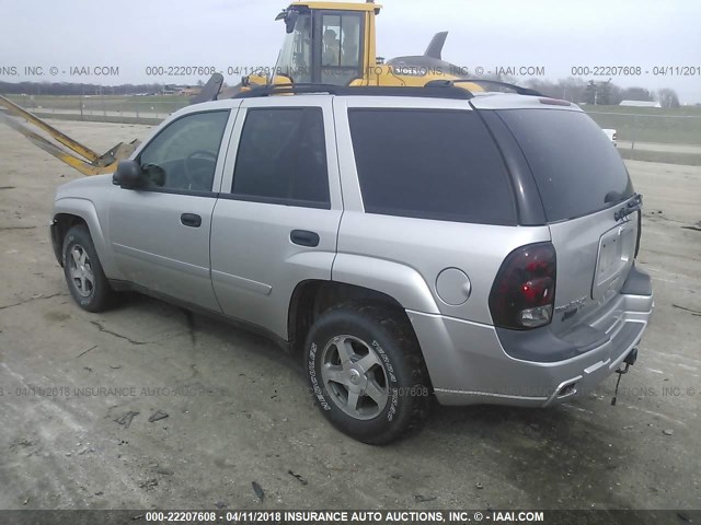 1GNDT13S762129286 - 2006 CHEVROLET TRAILBLAZER LS/LT SILVER photo 3