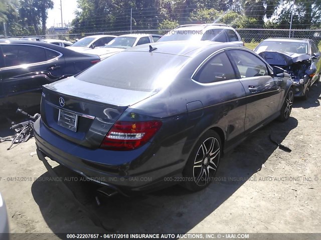 WDDGJ5HB1EG166188 - 2014 MERCEDES-BENZ C 350 GRAY photo 4