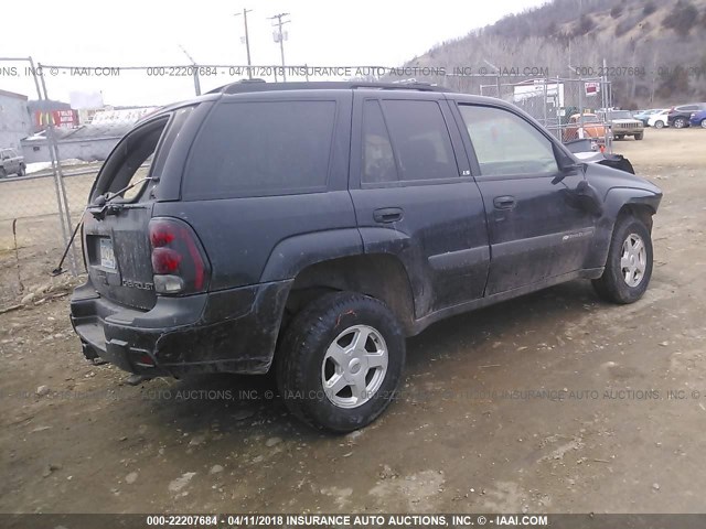 1GNDT13SX32104930 - 2003 CHEVROLET TRAILBLAZER  BLACK photo 4