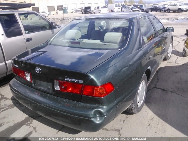 4T1BG22K0YU969683 - 2000 TOYOTA CAMRY CE/LE/XLE 绿色 照片 4