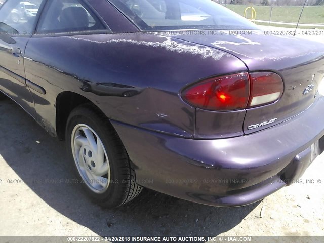 1G1JC1241W7296866 - 1998 CHEVROLET CAVALIER RS PURPLE photo 6