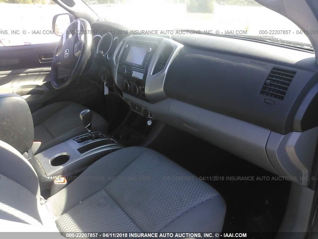 5TFJU4GN9EX054137 - 2014 TOYOTA TACOMA DOUBLE CAB PRERUNNER GRAY photo 5