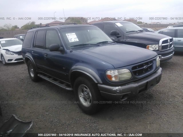 1FMZU73E4YZA34442 - 2000 FORD EXPLORER XLT BLUE photo 1