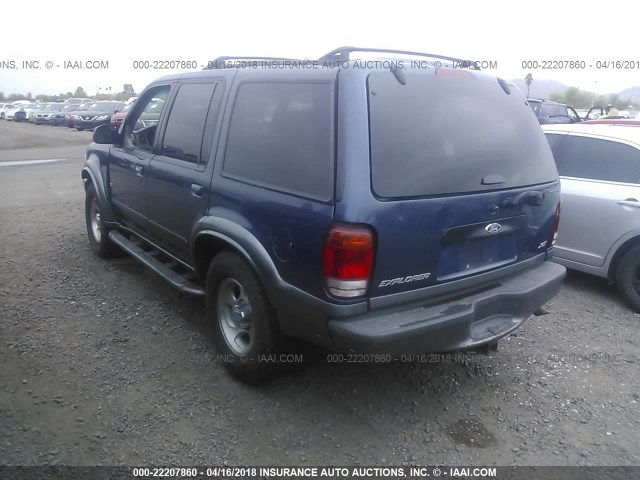 1FMZU73E4YZA34442 - 2000 FORD EXPLORER XLT BLUE photo 3