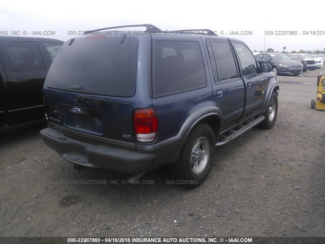 1FMZU73E4YZA34442 - 2000 FORD EXPLORER XLT BLUE photo 4