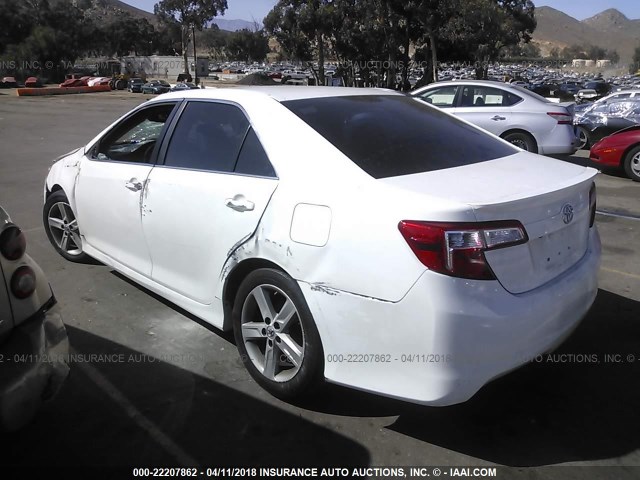4T1BF1FK8EU807397 - 2014 TOYOTA CAMRY L/SE/LE/XLE Ağ foto 3