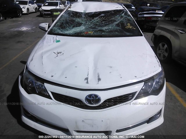 4T1BF1FK8EU807397 - 2014 TOYOTA CAMRY L/SE/LE/XLE Ağ foto 6