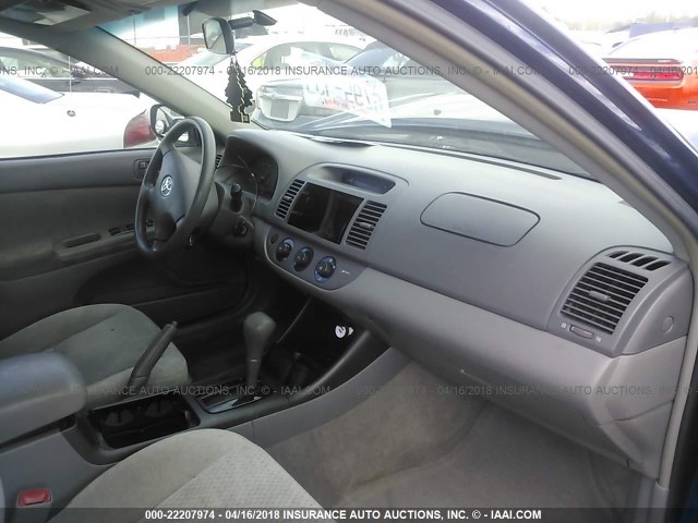 4T1BF32KX4U078996 - 2004 TOYOTA CAMRY LE/XLE/SE Mavi foto 5