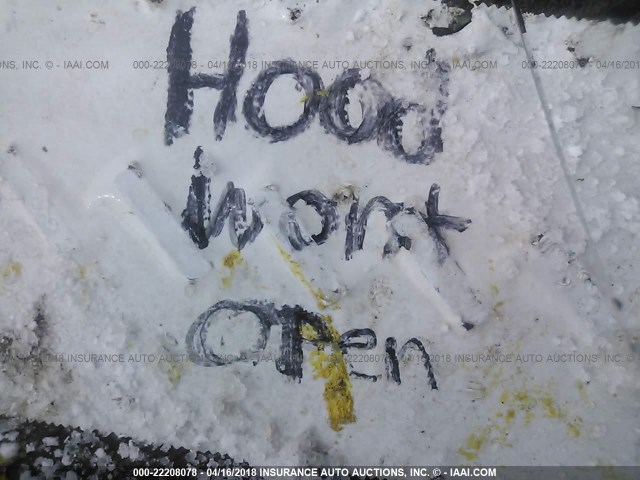 2G2WP552381189213 - 2008 PONTIAC GRAND PRIX SILVER photo 10