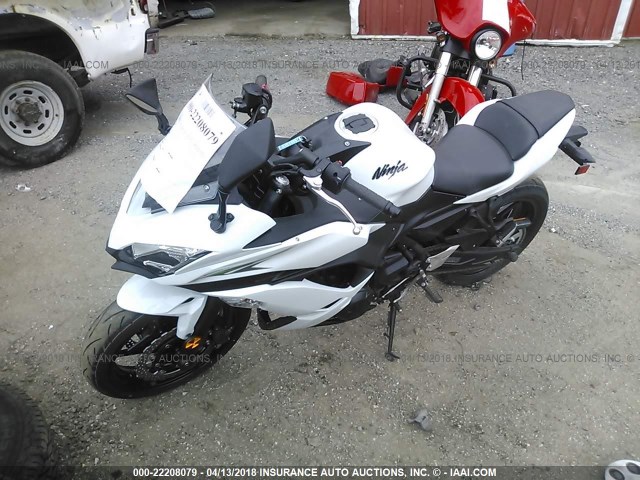 JKAEXEJ15HDA00485 - 2017 KAWASAKI EX650 J თეთრი ფოტო 2