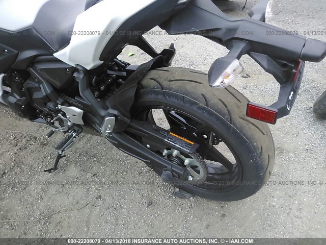 JKAEXEJ15HDA00485 - 2017 KAWASAKI EX650 J თეთრი ფოტო 6