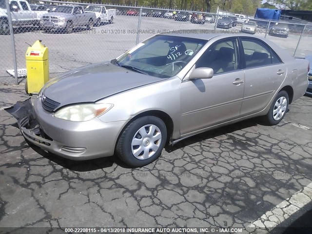 4T1BE32K33U192470 - 2003 TOYOTA CAMRY LE/XLE/SE ოქროსფერი ფოტო 2