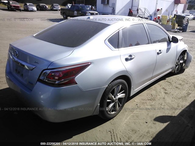 1N4AL3AP2DN552042 - 2013 NISSAN ALTIMA 2.5/S/SV/SL SILVER photo 4