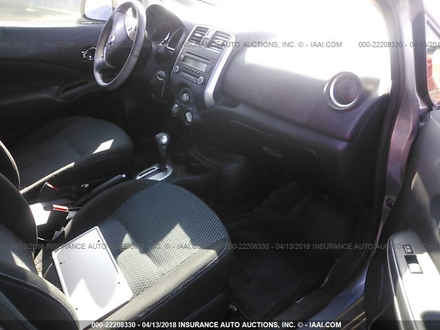 3N1CE2CP5EL414620 - 2014 NISSAN VERSA NOTE S/S PLUS/SV/SL GRAY photo 5