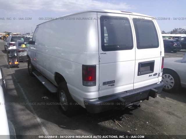 1FTNE2EW4DDA32402 - 2013 FORD ECONOLINE E250 VAN WHITE photo 3