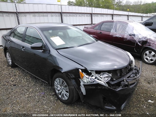 4T1BF1FK2DU231157 - 2013 TOYOTA CAMRY L/SE/LE/XLE GRAY photo 1