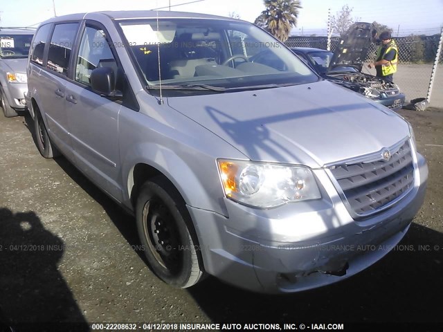 2A8HR44HX8R618498 - 2008 CHRYSLER TOWN & COUNTRY LX SILVER photo 1