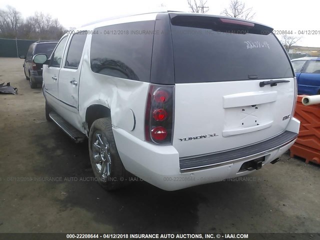 1GKS2MEF5ER106037 - 2014 GMC YUKON XL DENALI WHITE photo 3