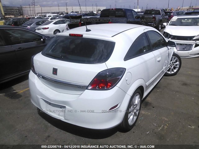 W08AT271X85063927 - 2008 SATURN ASTRA XR WHITE photo 4