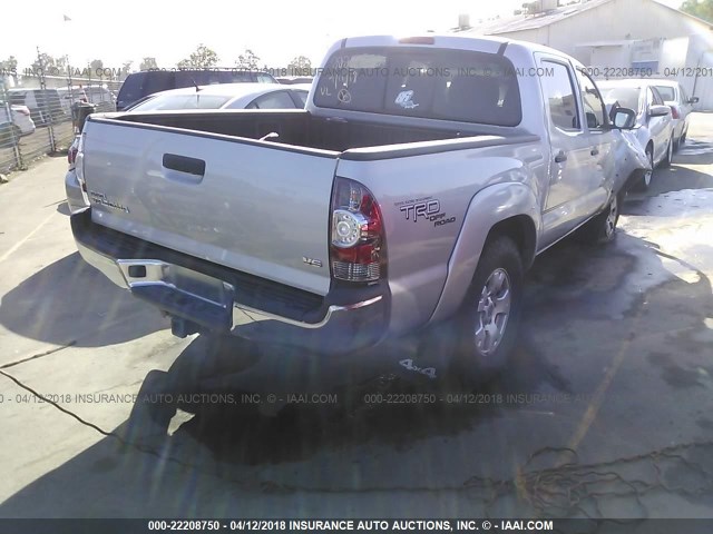 3TMLU4ENXBM072384 - 2011 TOYOTA TACOMA DOUBLE CAB SILVER photo 4