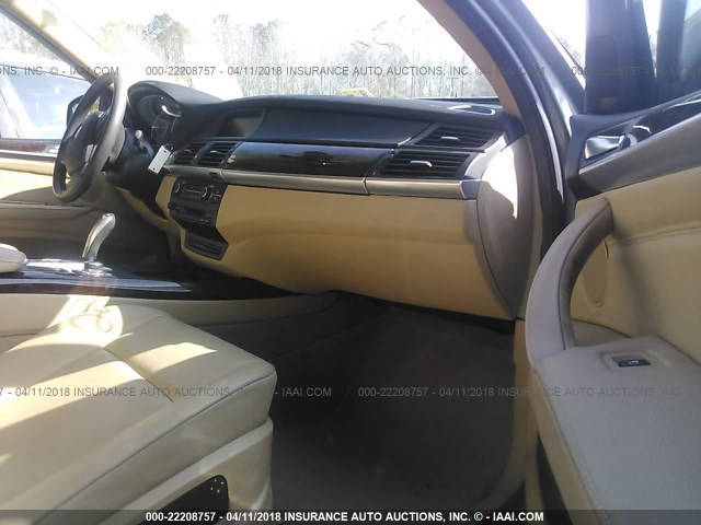 5UXFE4C57AL277608 - 2010 BMW X5 XDRIVE30I BLUE photo 5