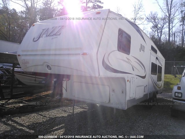 4XTFS29297C468689 - 2007 THOR OTHER  თეთრი ფოტო 2