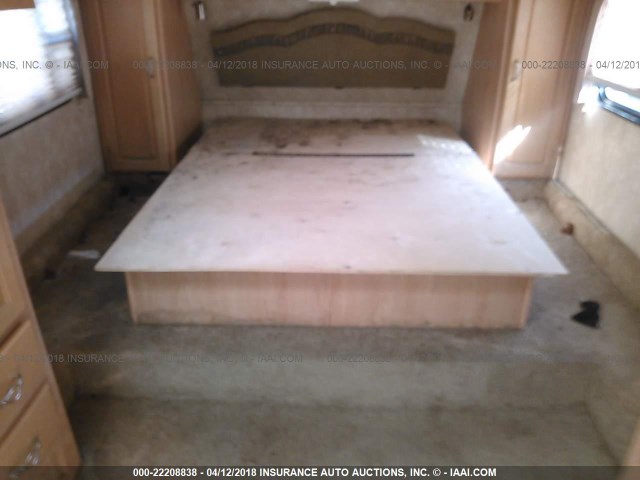 4XTFS29297C468689 - 2007 THOR OTHER  თეთრი ფოტო 5